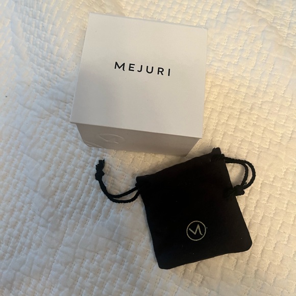 Mejuri box, bags and packaging - Picture 5 of 7